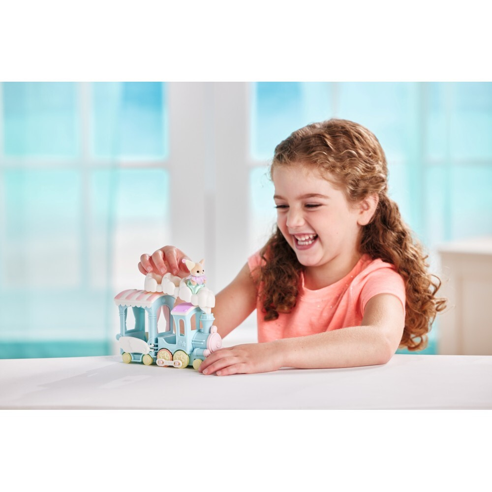 Sylvanian Families - Цветной поезд + фигурка лисы 5702 / артикул   5702  / GTIN 5054131057025