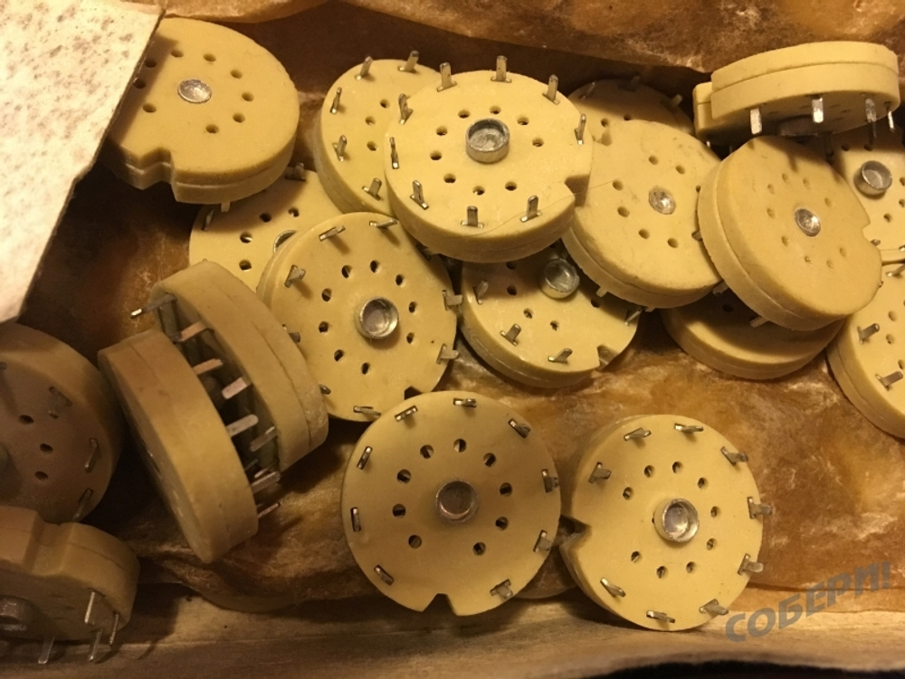 ламповая керамическая панелька для 6П14П, 6П15П, 6Ф3П, 6Ж32П, 6Н23П, 6Н1П, 6Н3П, 6Н24П, 6Ж49П, 6Ж52П, EL84, EL86, ECC88, ECC88 купить