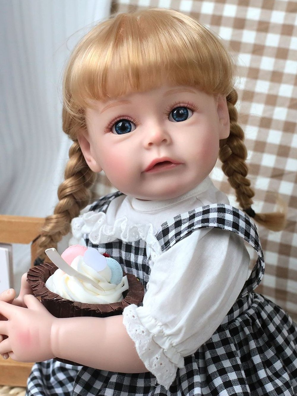 Кукла Реборн виниловая LifeReborn 48см (LR-013)