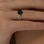 Кольцо Сердце с вишневым янтарём