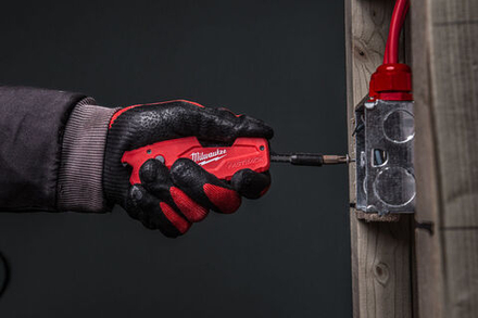 Технический нож выкидной Milwaukee FastBack 6 в 1