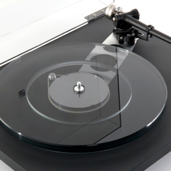 REGA PLANAR 6 (Nd5) BLACK ПРОИГРЫВАТЕЛЬ ВИНИЛОВЫХ ПЛАСТИНОК