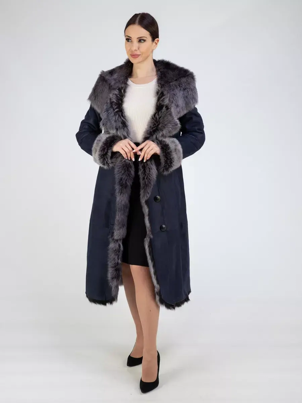 Дубленка зимняя натуральная с капюшоном длинная и теплая