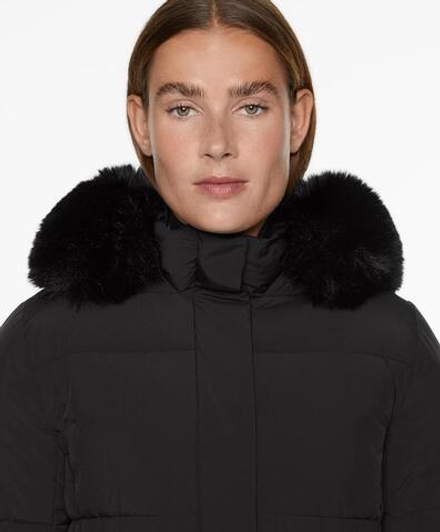 Oysho Водонепроницаемая длинная куртка с подкладкой Primaloft®, черный