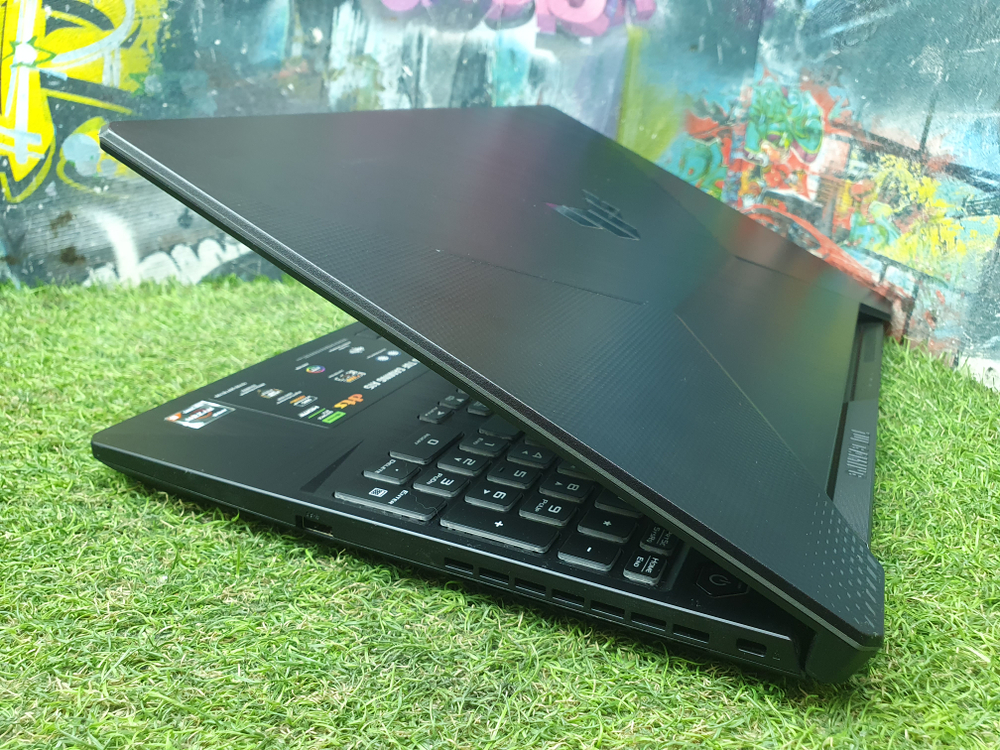 Игровой ASUS Ryzen 5/16Gb/RTX 3050 4Gb/FHD/144Hz/TUF Gaming A15 FA506NC-HN101