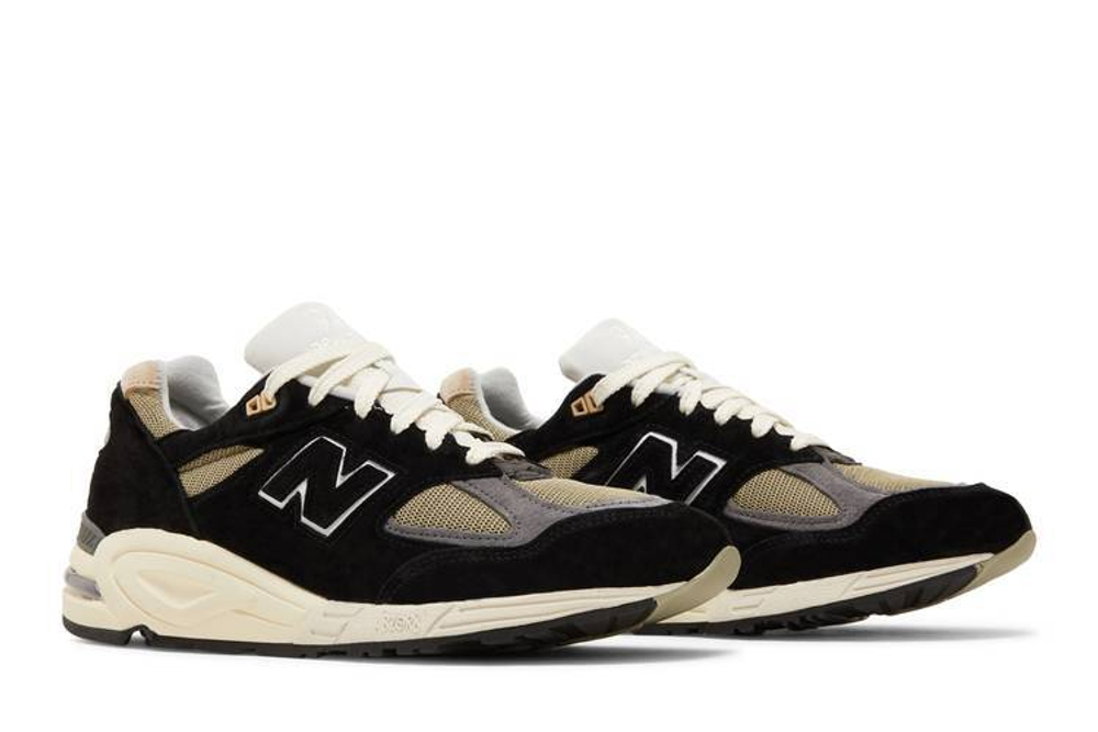 Кроссовки New Balance Teddy Madenb 990 V2