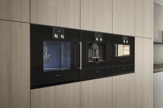 Духовой шкаф с функцией СВЧ Gaggenau BM450100