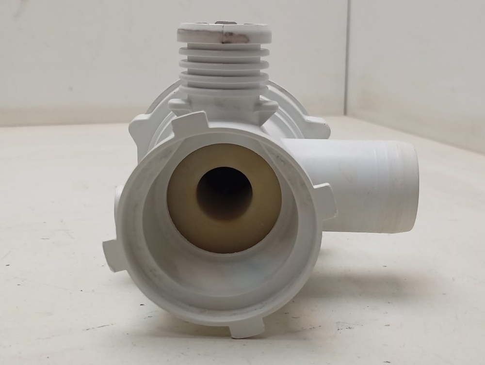 WMSG7105 кт46 Улитка сливного насоса для стиральной машины Hotpoint-Ariston б/у