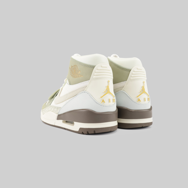 Кроссовки Jordan Legacy 312 Year Of The Rabbit артикул:FD9907-111 - купить в магазине Дайс