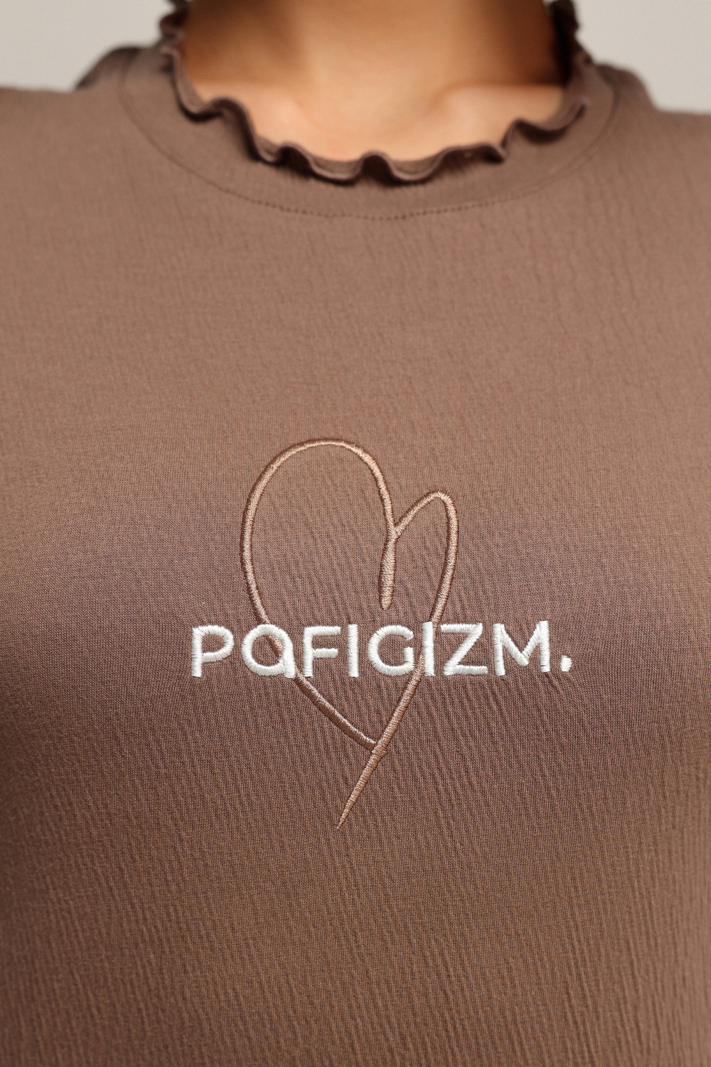 Футболка из жатого хлопка