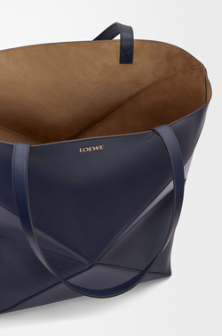 Loewe Сумка-тоут XL Puzzle Fold из блестящей телячьей кожи, темно-синий