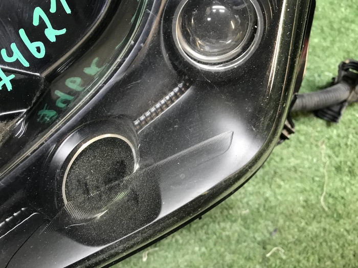 Битая ПТФ правая Lexus LX 3 570 (2015-2023)