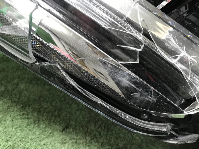 Битая Фара правая Cadillac Escalade 4 (14-20) LED