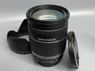 Canon EF-S 18-200mm 3.5-5.6 IS