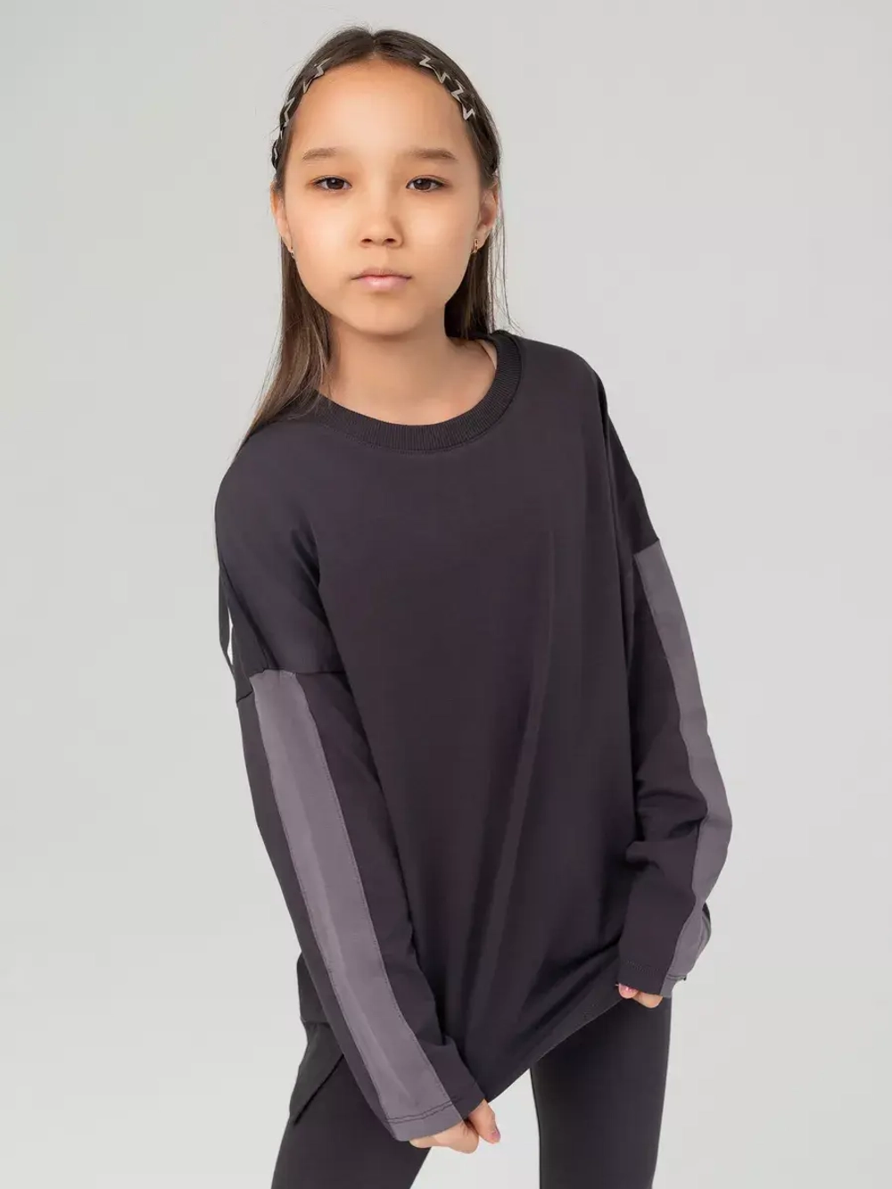 Спортивный костюм для девочки на весну с леггинсами