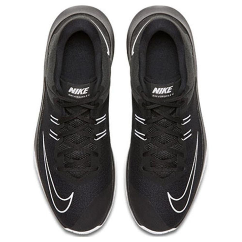 Кроссовки Nike Air Versitile 2
