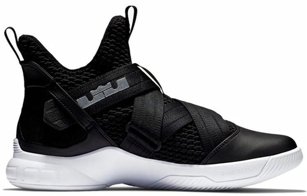 Кроссовки Nike Zoom Soldier 12