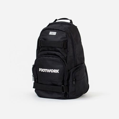 Рюкзаки, сумки и аксессуары