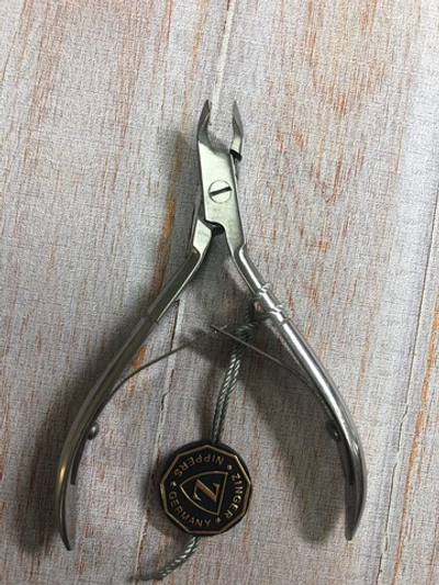 ZINGER Кусачки маникюрные для кожи с ручной заточкой