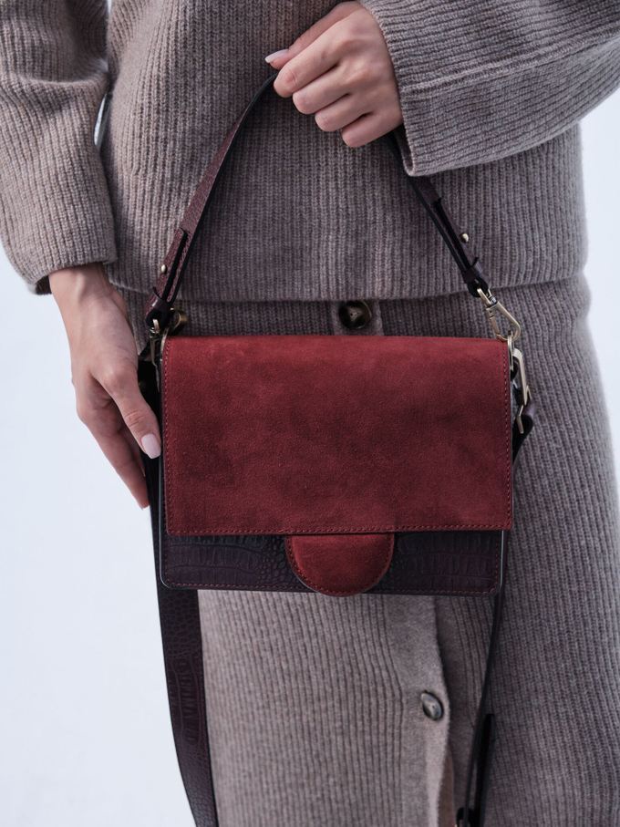 Сумка замшевая через плечо бордо