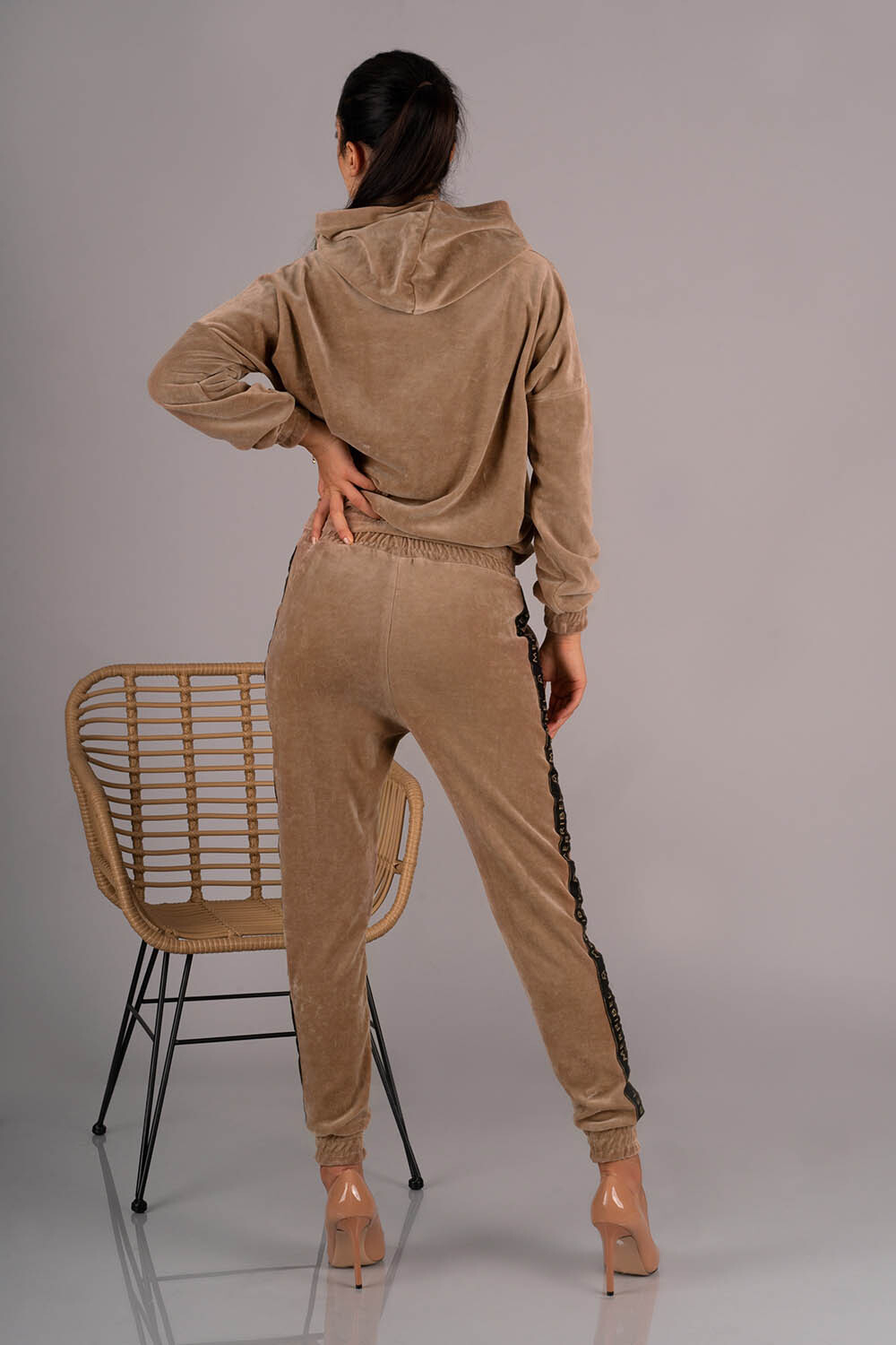 Provocateur Me dres Camel Merribel