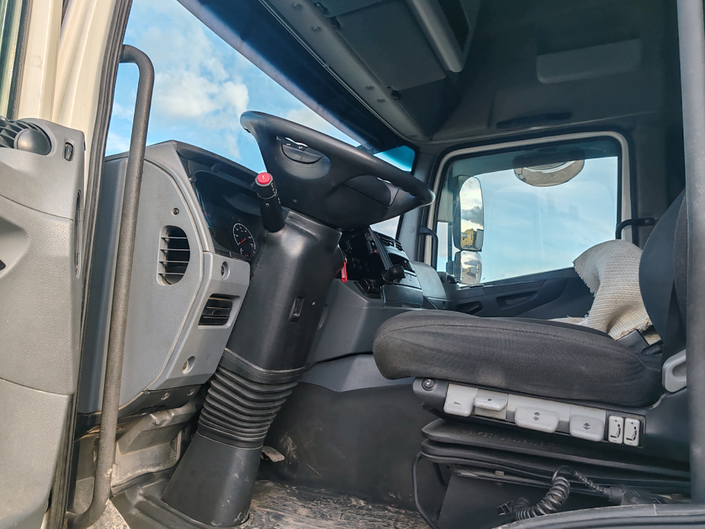 КамАЗ 5490 4x2 Седельный тягач 5490-S5 (Дизель/Газ, 12,0 л, 401 л.с., МТ)