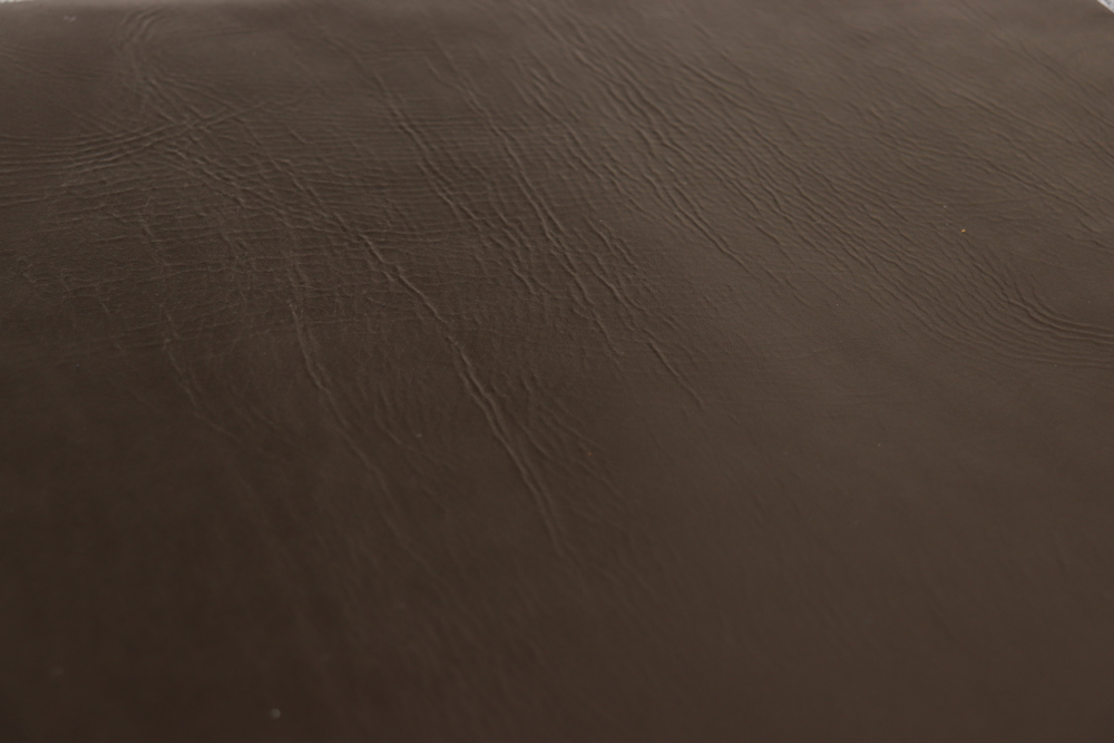 Уценка: 3,6-4,0 мм Чепрак коричневый с отделкой premium 200 дм²