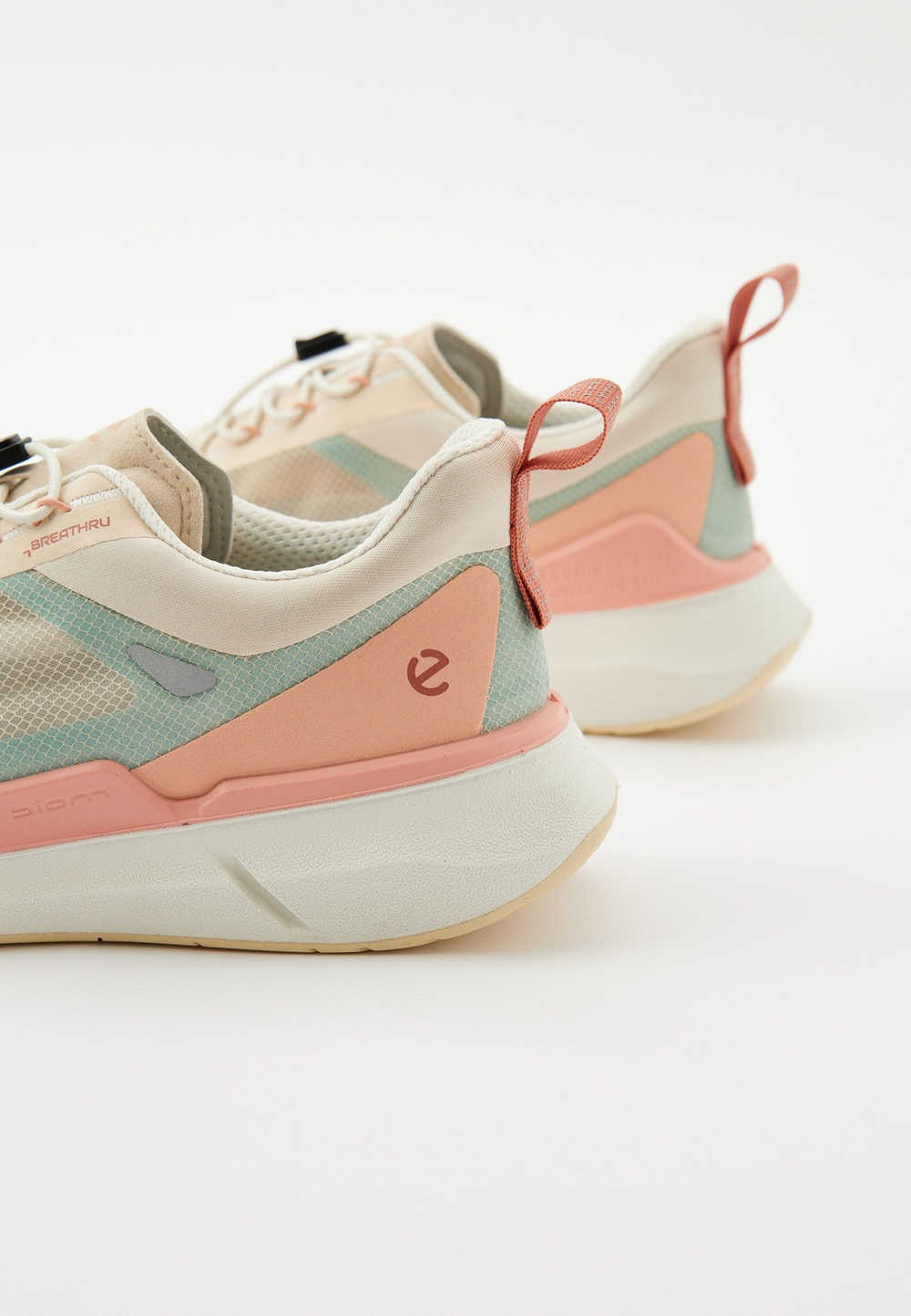 Кроссовки женские ECCO BIOM 2.2 W