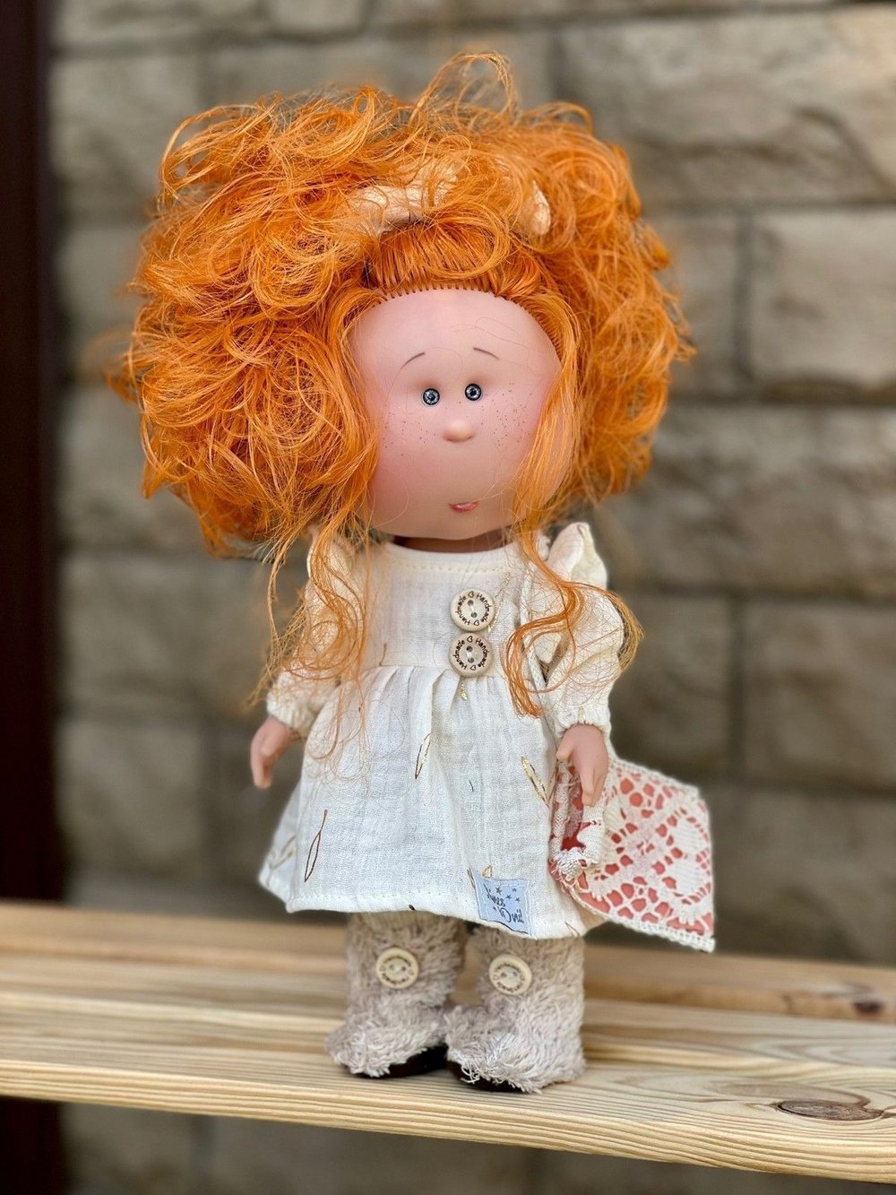 Кукла Nines виниловая 30см MIA CASE (1109)