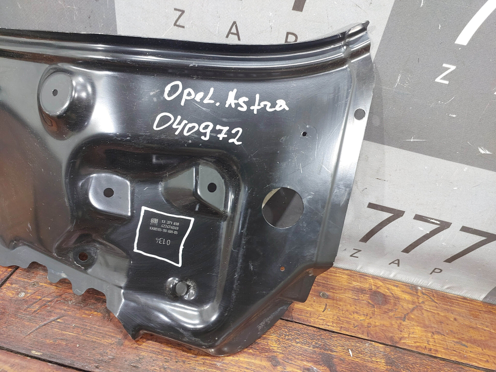 Панель заднего левого фонаря Opel Astra J GTC Новая Оригинал 13371618