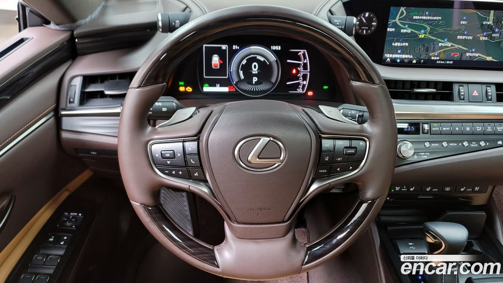 Lexus ES300h 7 Generation Luxury Plus (04.2021)
