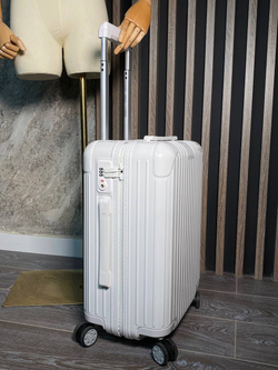 Чемодан Rimowa