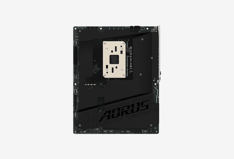 X870 A STEALTH_0426529100908