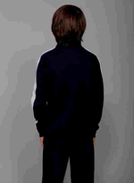 Модель рост 139 см. размер брюк 8-10 см