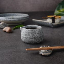 Соусник молочник 40 мл d 6 см h4 см круглый с носиком Stone Untouched Taiga P.L. Proff Cuisine [1]