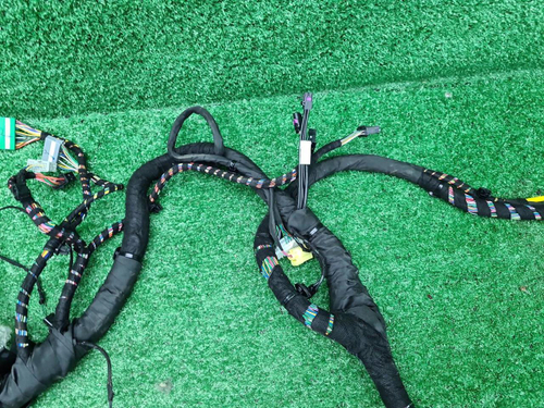 Проводка салонная Hongqi HS5 (2023-н.в.)