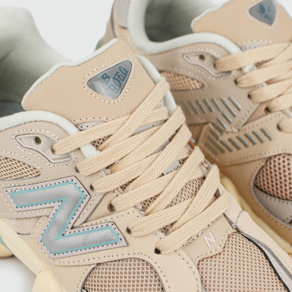 кроссовки New Balance 9060 Ivory Cream Wmns