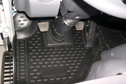 Коврики Standard, в салон ISUZU NLR85, 2 шт. (полиуретан, чёрные) Element.NLC.21.03.210