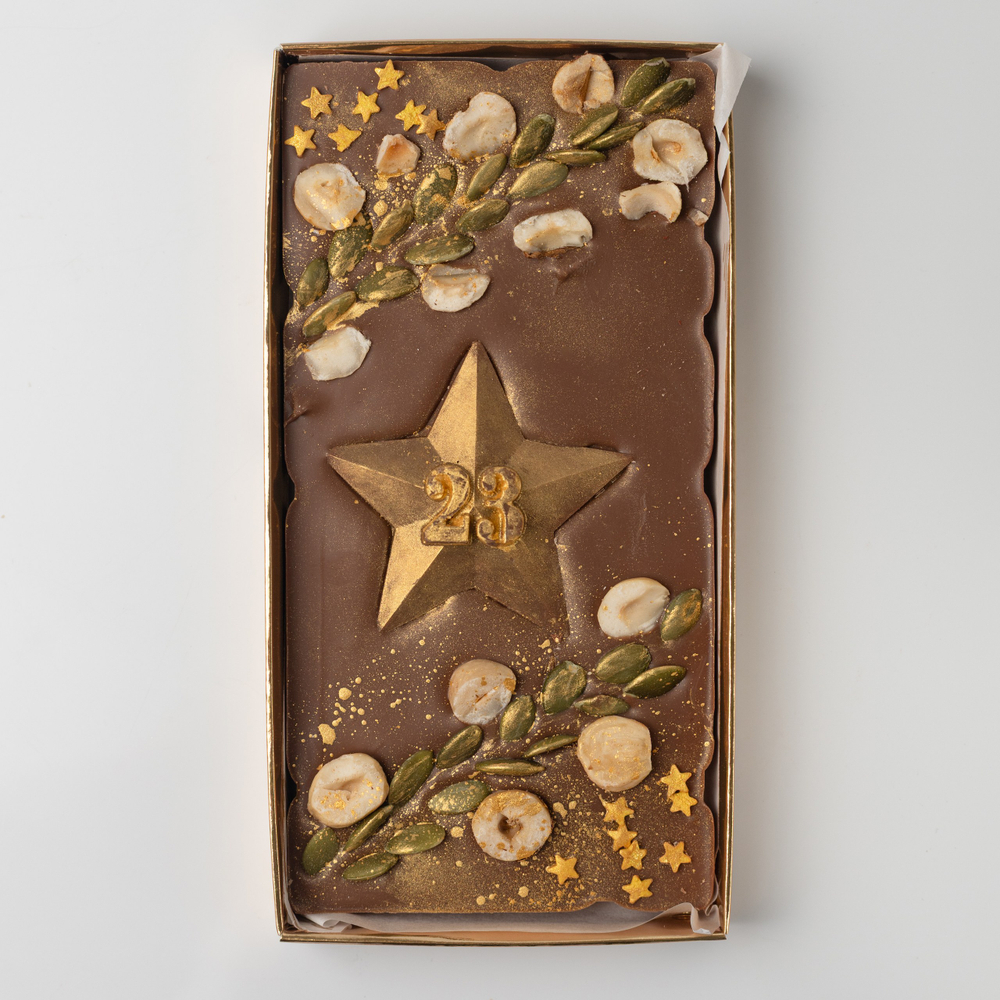 Шоколад молочный