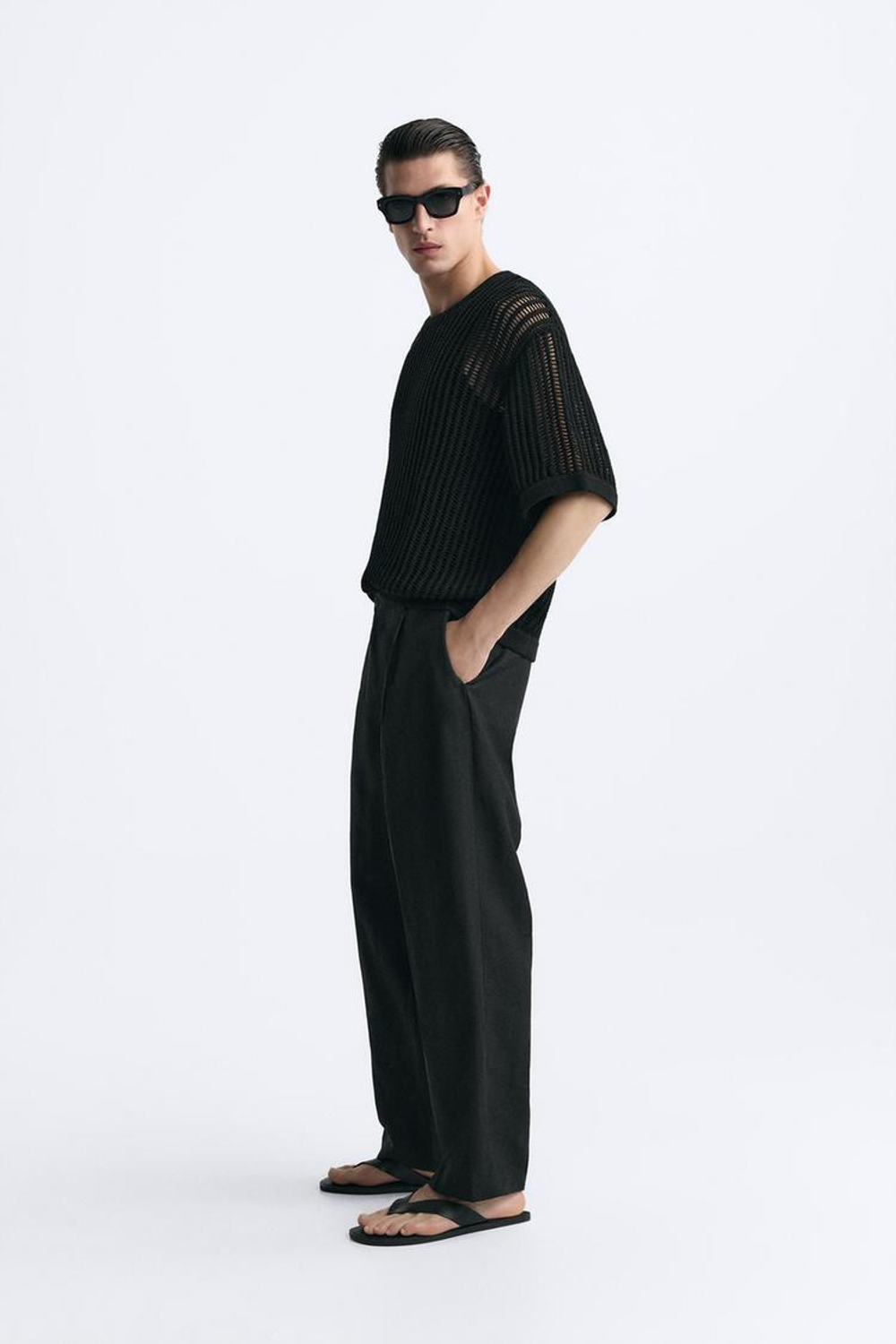 ZARA ФУТБОЛКА С ПЕРФОРАЦИЕЙ, ЧЕРНЫЙ