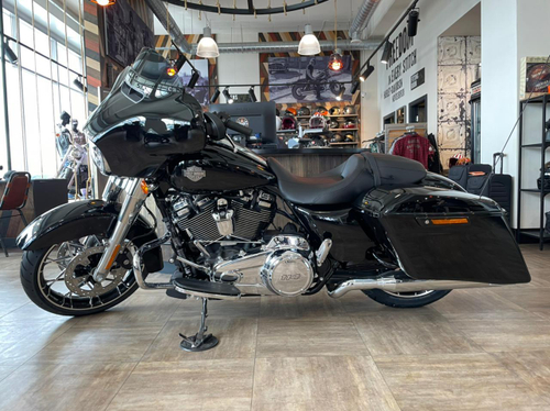 Street Glide Special Harley-Davidson Vivid Black