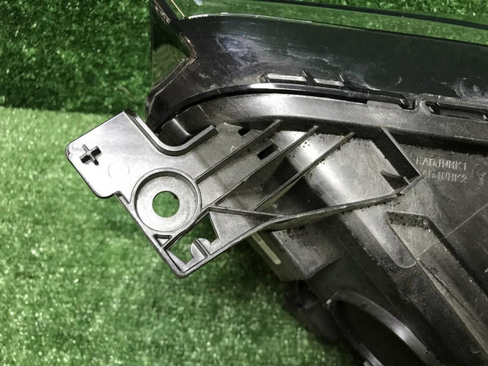 Битая Фара правая Geely Monjaro (2021-н.в.) LED