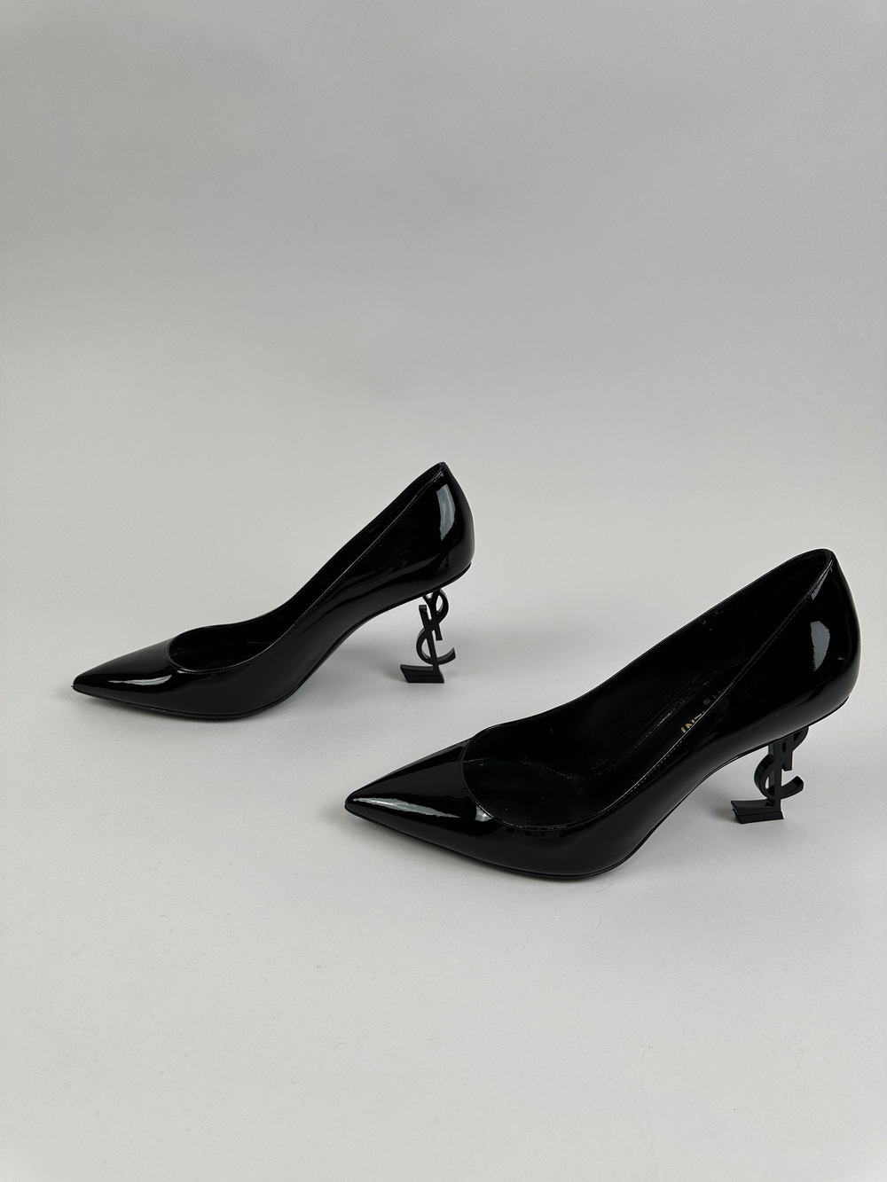 Туфли Saint Laurent Opyum