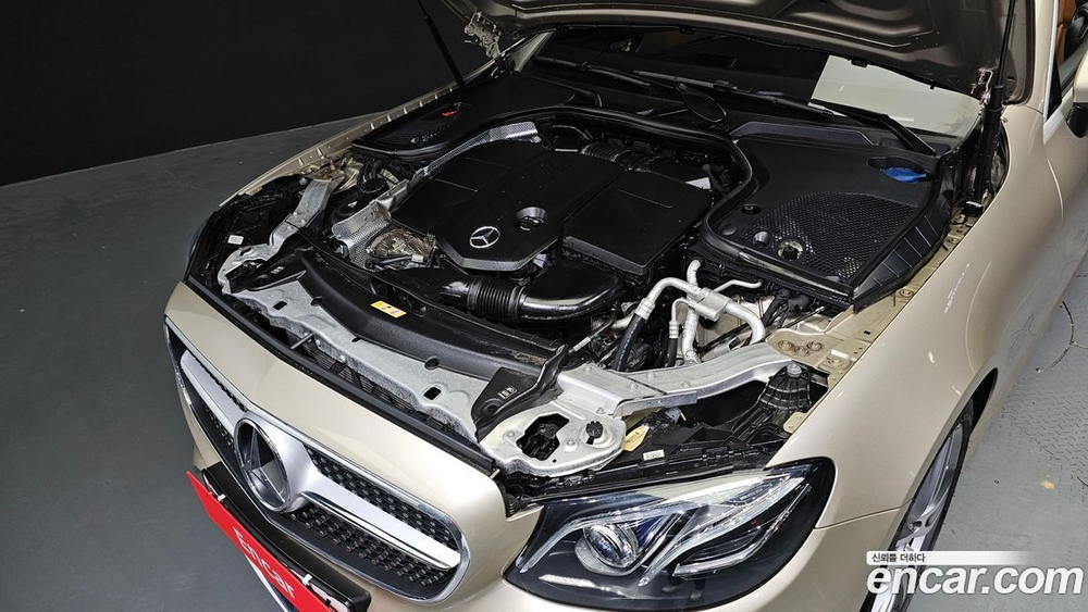 Mercedes-Benz E-Class W213 E220d Cabriolet (08.2020)