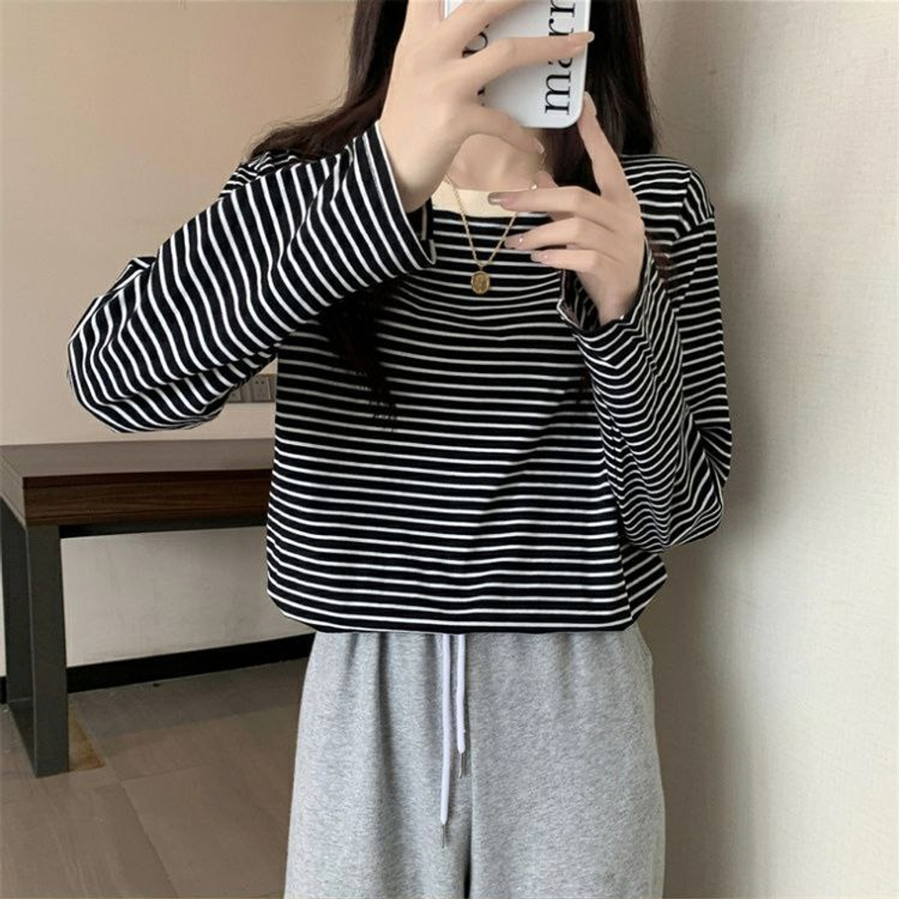 Лонгслив в полоску