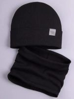 Шапка трикотажная и снуд для детей на осень