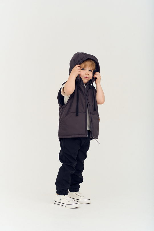 Демисезонный жилет графит