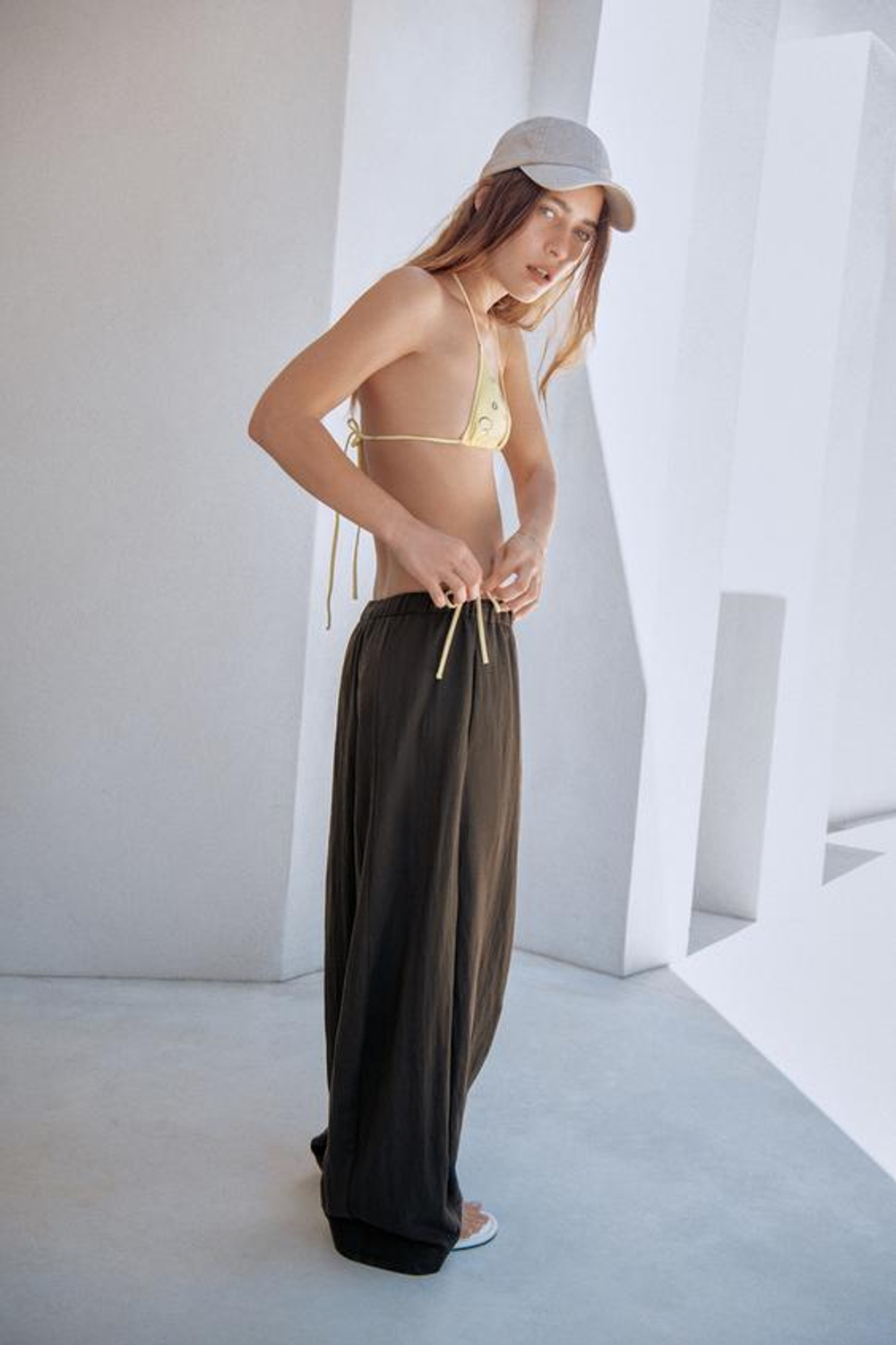ZARA БРЮКИ BARREL — ZW COLLECTION, КОРИЧНЕВЫЙ