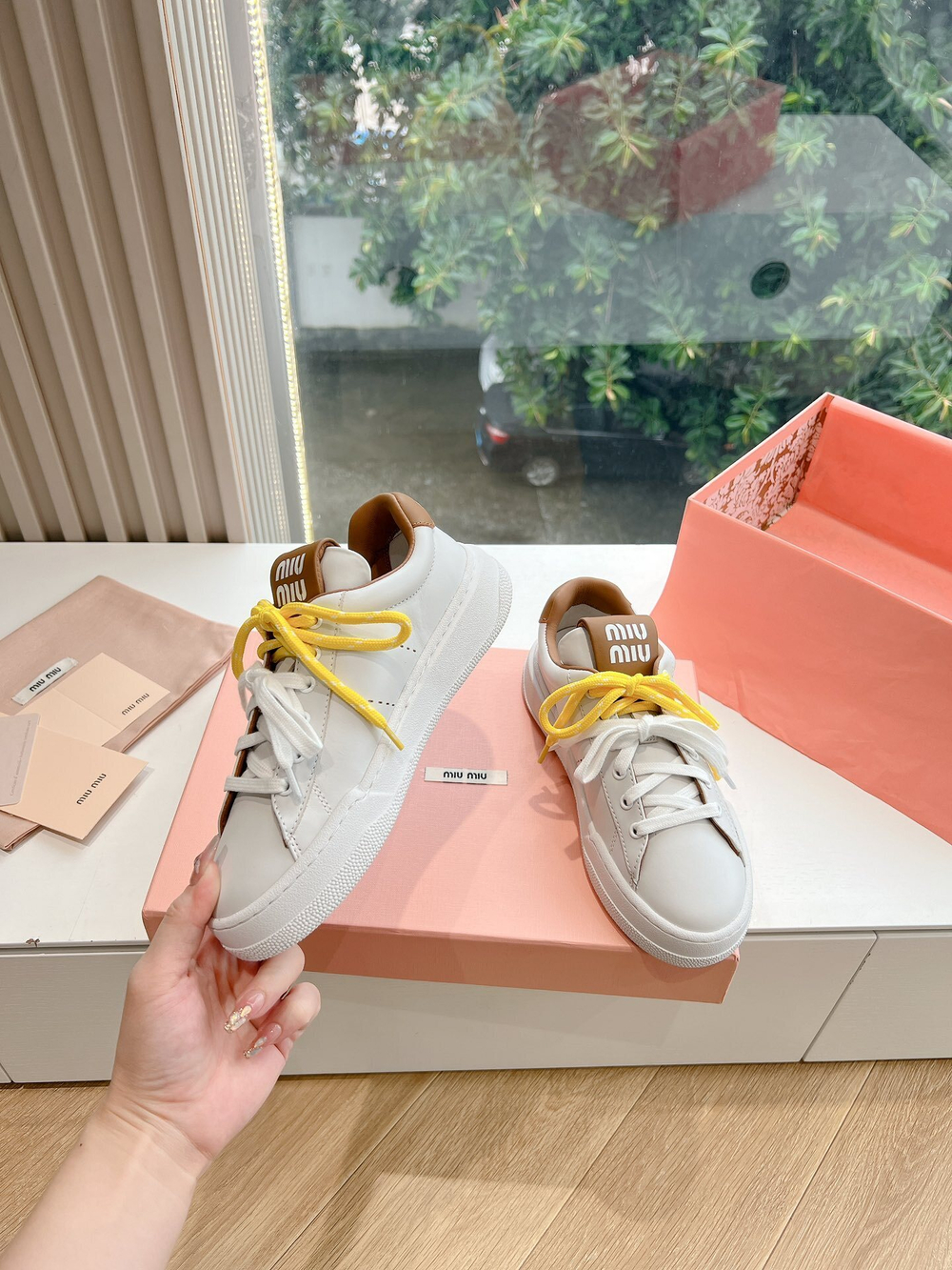 Miu Miu Sneaker