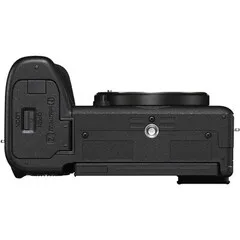 Sony Alpha ilce-6700 kit 18-135mm f/3.5-5.6